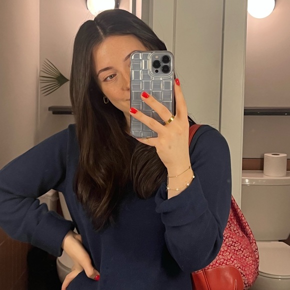 Meet your Posher, Lochlyn - Picture 1 of 1